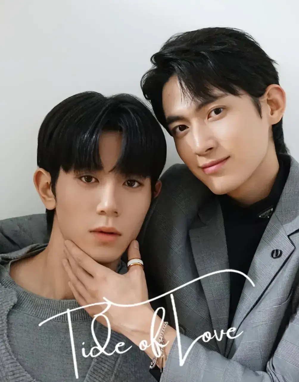 《涨潮时接吻》潮汐见证的禁忌之恋！《涨潮时接吻》2025未删减版超清1080P资源，沉浸式体验海边宿命般的情绪画卷