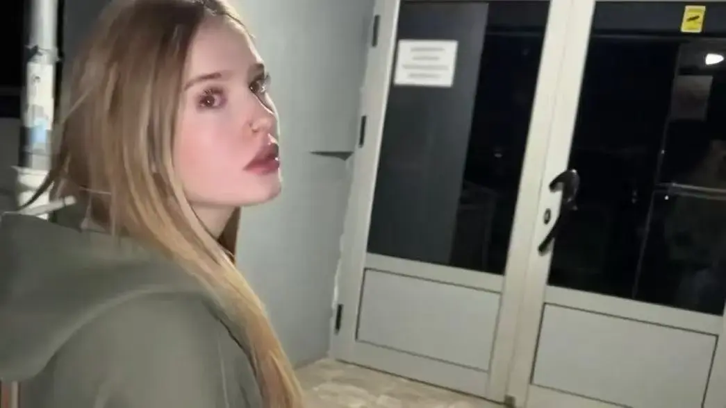 《comatozze》迅雷网盘播放下载资源-《comatozze》无删减全集高清在线观看-樱花动漫同步更新