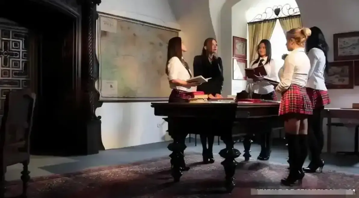 《俄罗斯美女学院》在线观看《俄罗斯美女学院》高清资源全集百度网盘播放