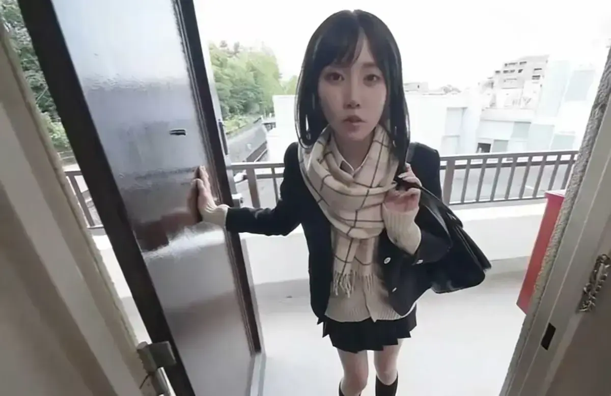 《泡在我家的辣妹》4K高清无删减版《泡在我家的辣妹》完整资源在线点播，夸克网盘下载尽享治愈情感