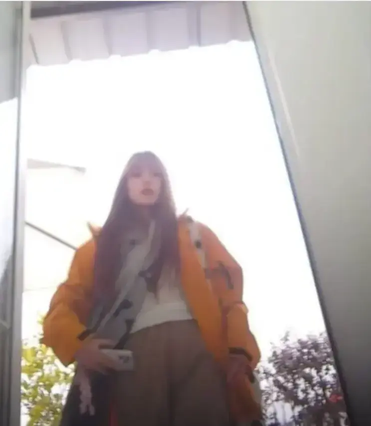 《抖音木木》岛遇写真超清完整版：海岛度假风少女与海风，夏日梦幻光影《抖音木木》高清资源百度网盘/夸克/迅雷下载